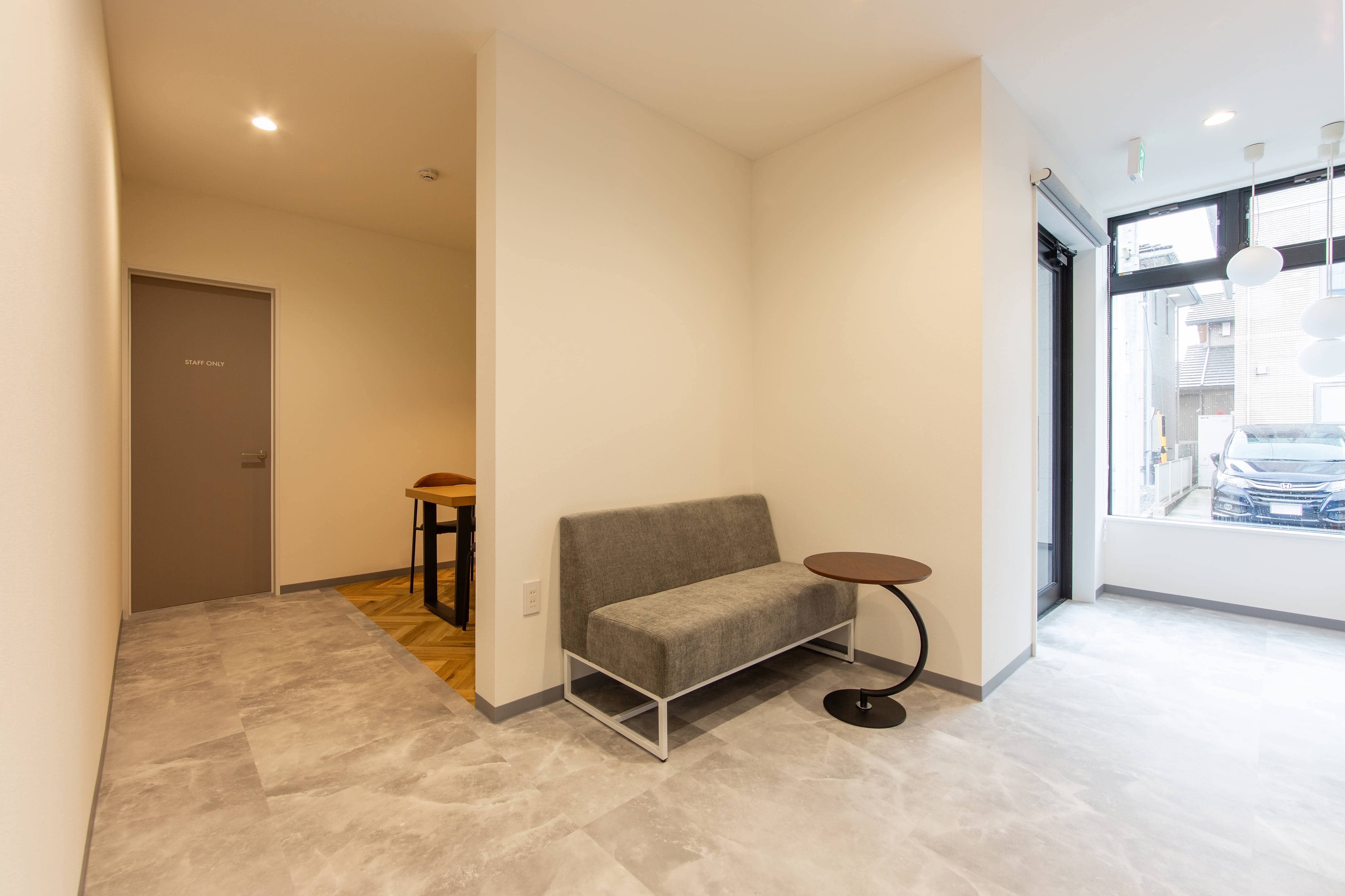 測量業の事務所 - 画像 2