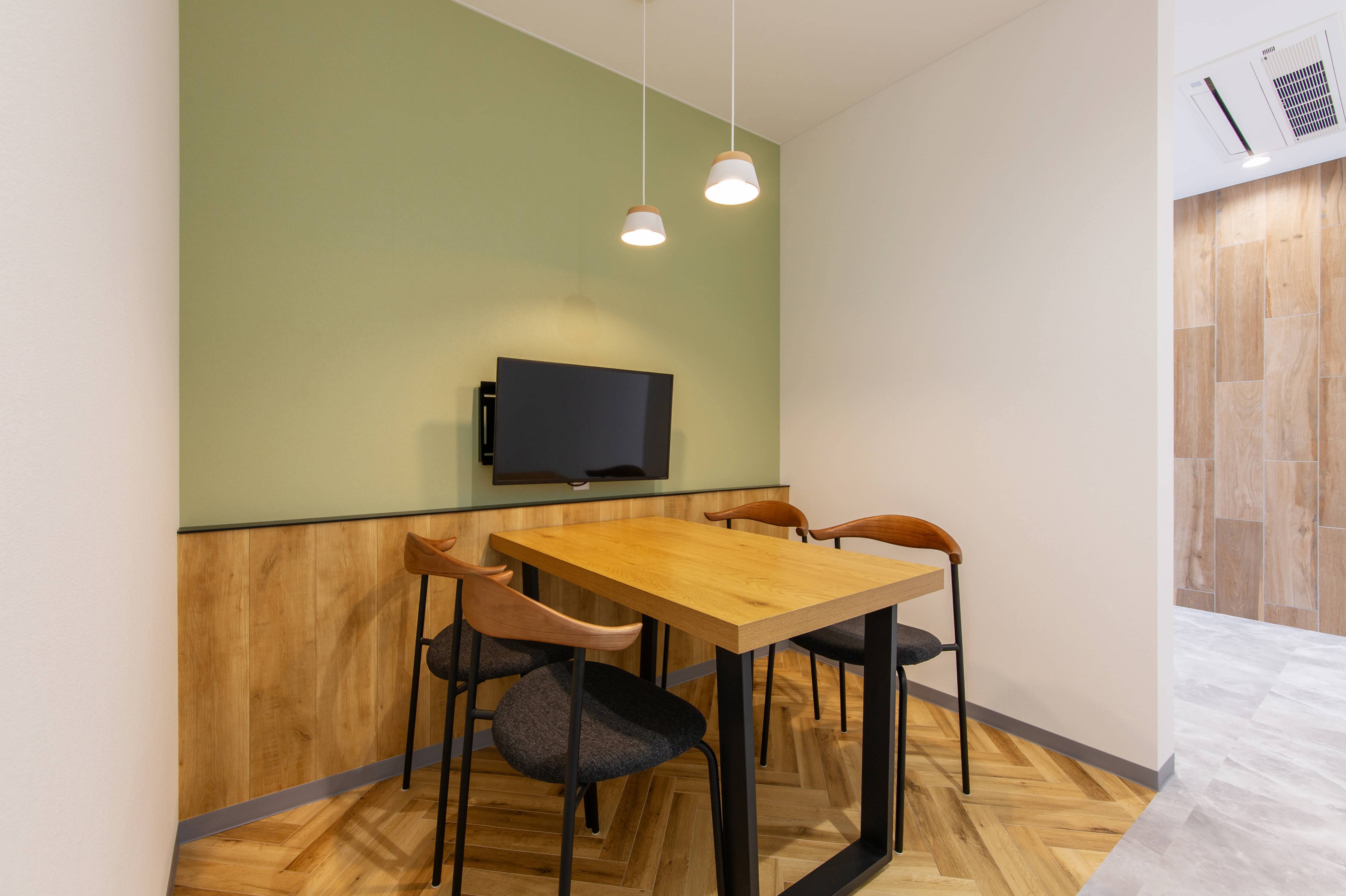 測量業の事務所 - 画像 3